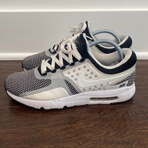 Nike Air Max Zero “Oreo”
